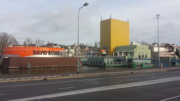 Groninger Museum tijdens de expositie David Bowie is. Foto: Evert-Jan Pol.